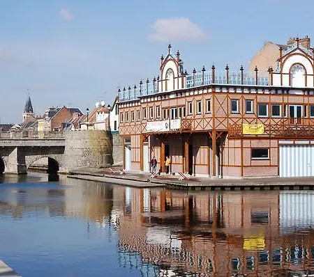 Au Coeur D'amiens Дом отдыха